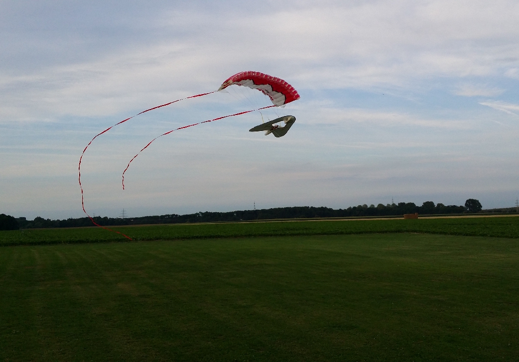 AliX als Paraglider-Gondel
